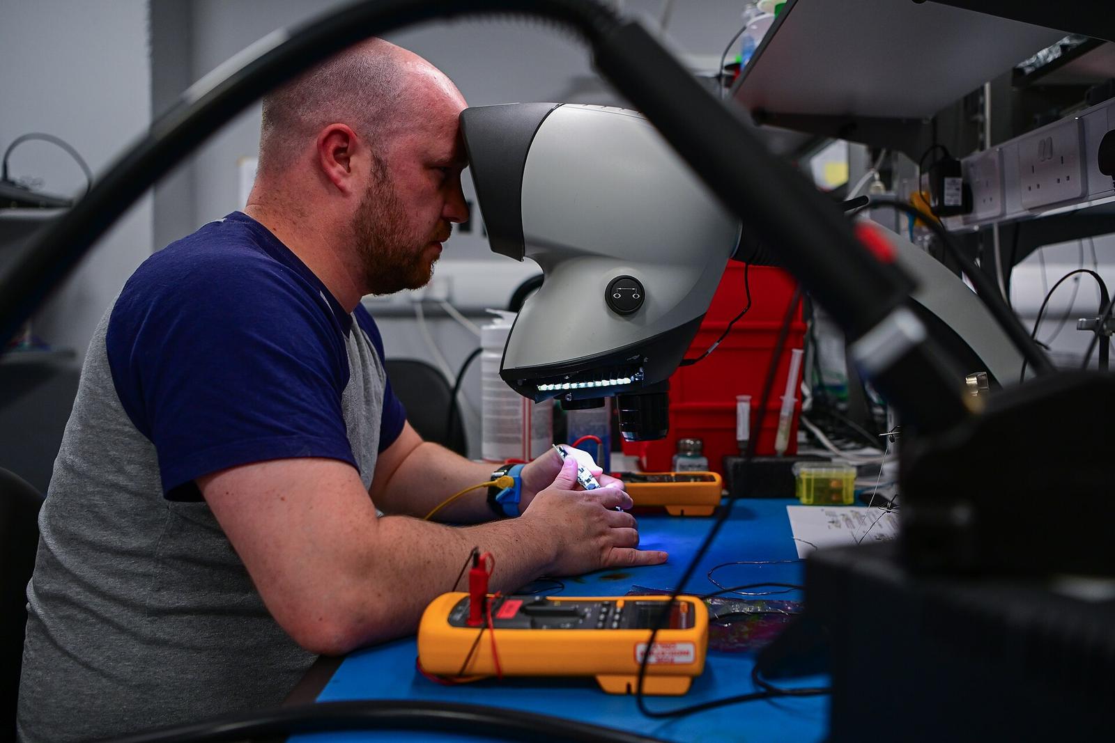 Glasgow startups surge as tech ecosystem attracts major investment and talent.